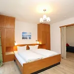 Schwaben Penzion 3*